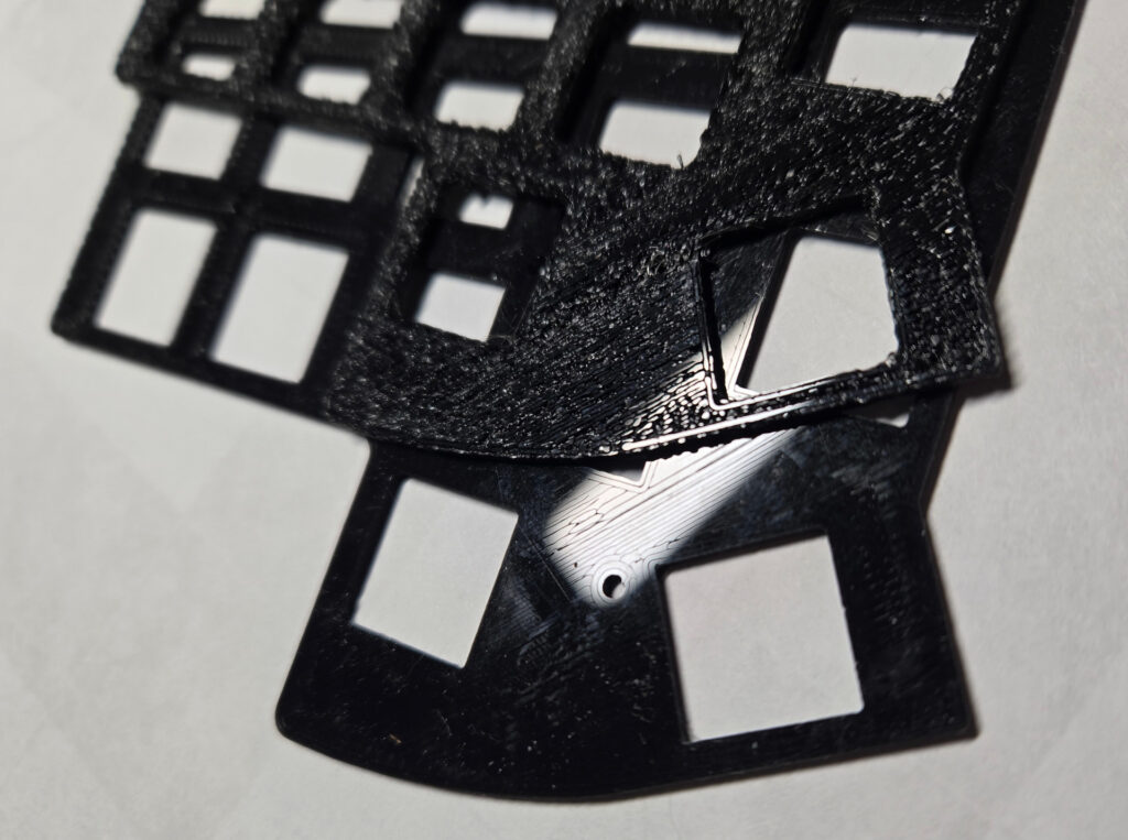Close-up comparison of a part printed in very hydrated PLA and the same PLA after a cycle in a dryer